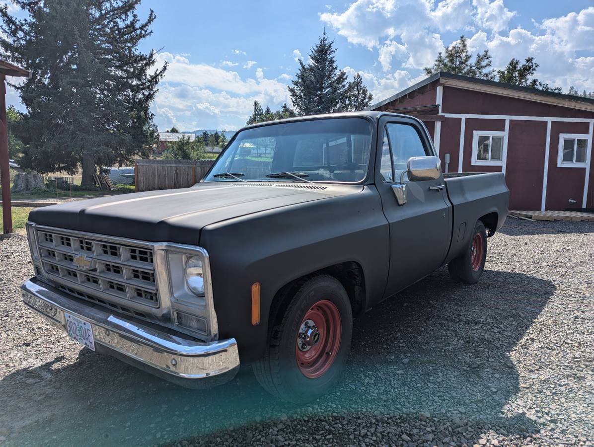 Chevy-c10-1979-black
