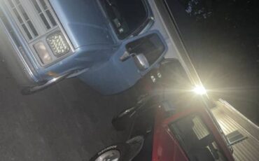 Chevy-c10-1986-blue-2