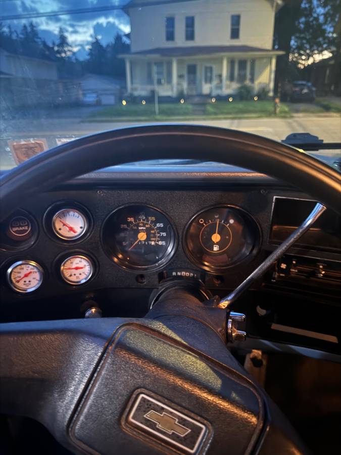 Chevy-c10-1986-blue-6