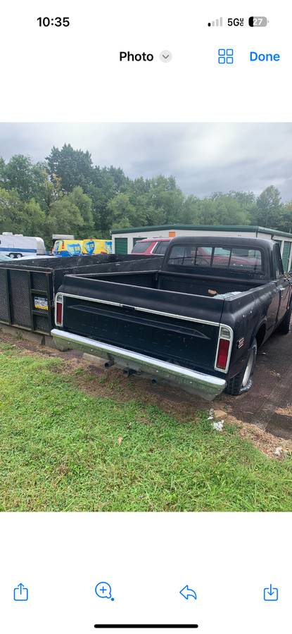 Chevy-c10-short-bed-1968-black-11