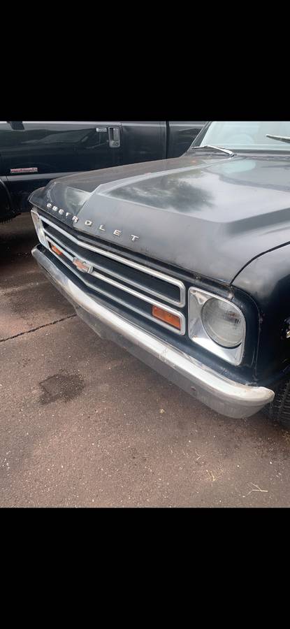 Chevy-c10-short-bed-1968-black-18