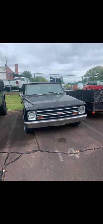 Chevy-c10-short-bed-1968-black-19