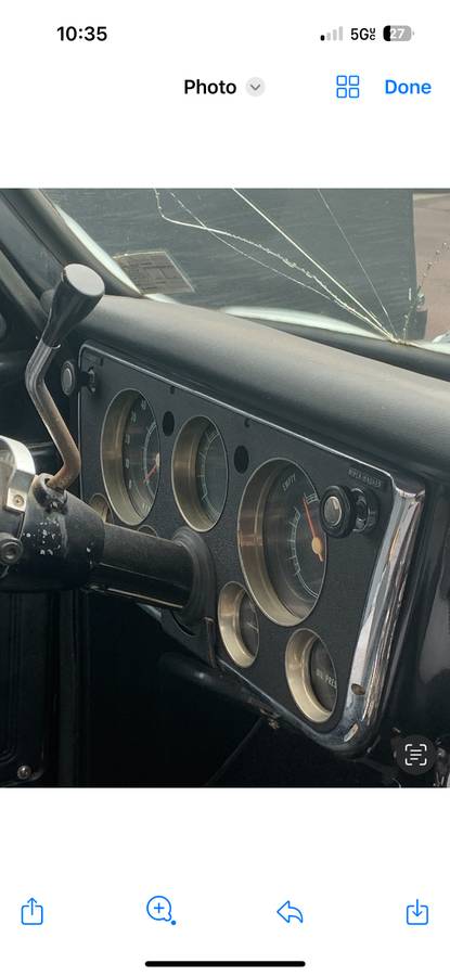 Chevy-c10-short-bed-1968-black-2