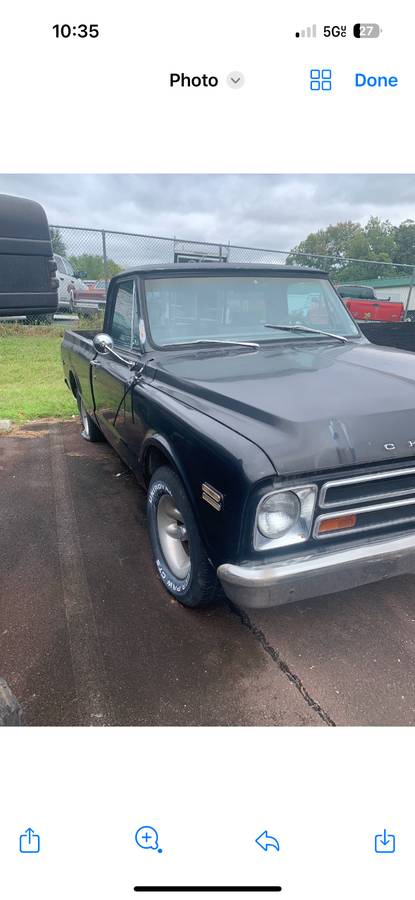 Chevy-c10-short-bed-1968-black-3