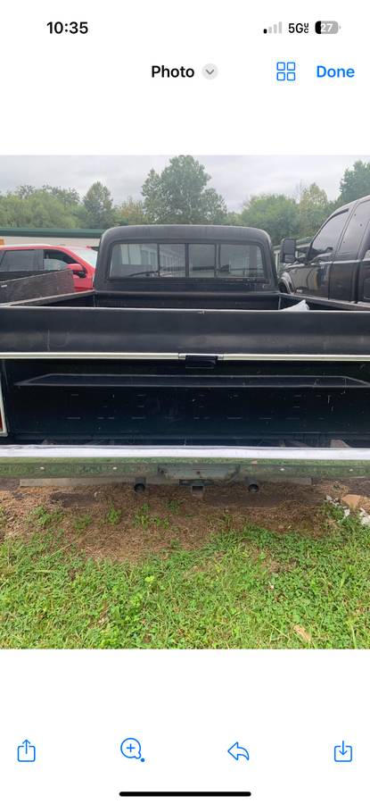 Chevy-c10-short-bed-1968-black-9