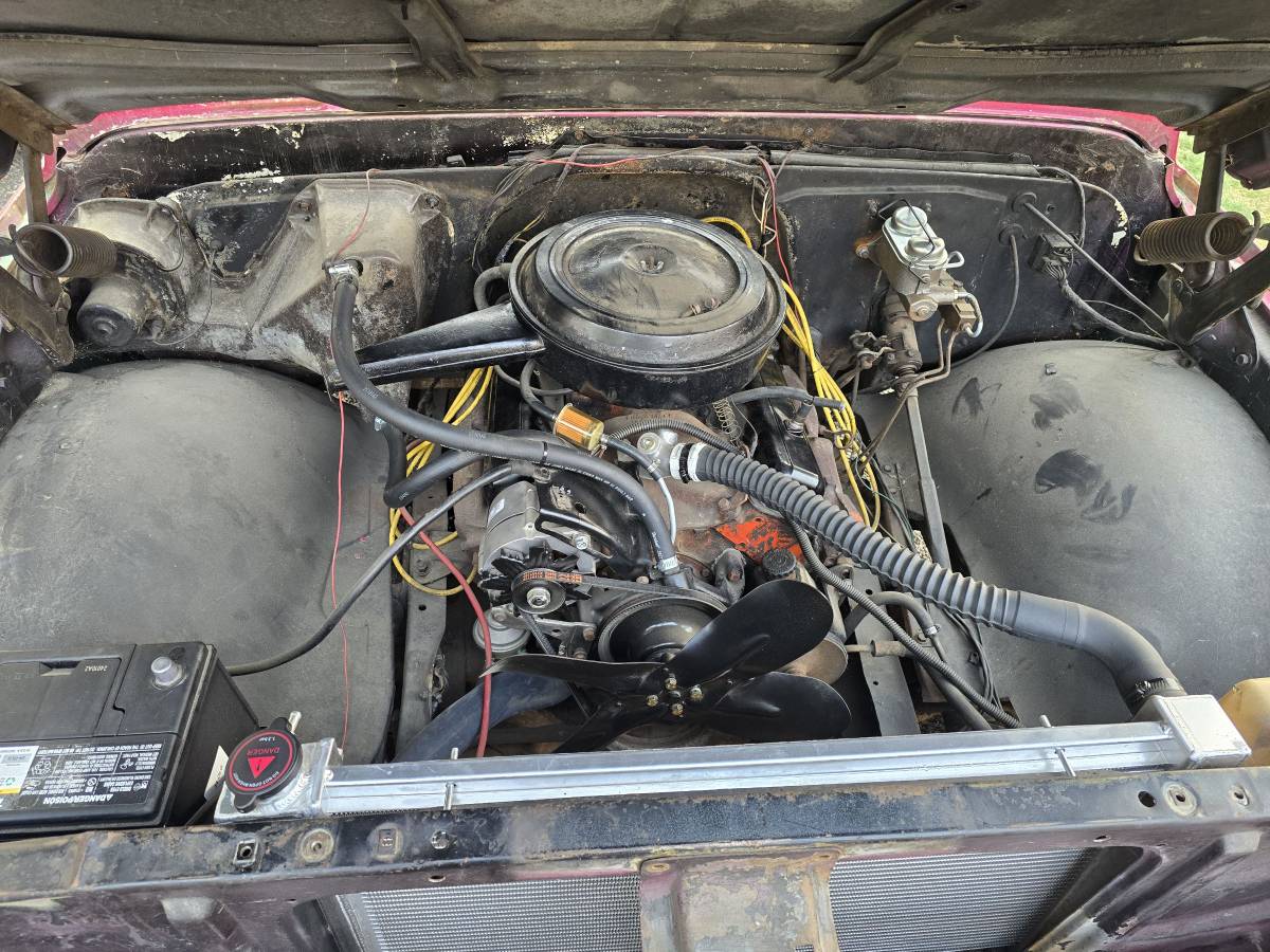 Chevy-c10-shortbox-1967-custom-20