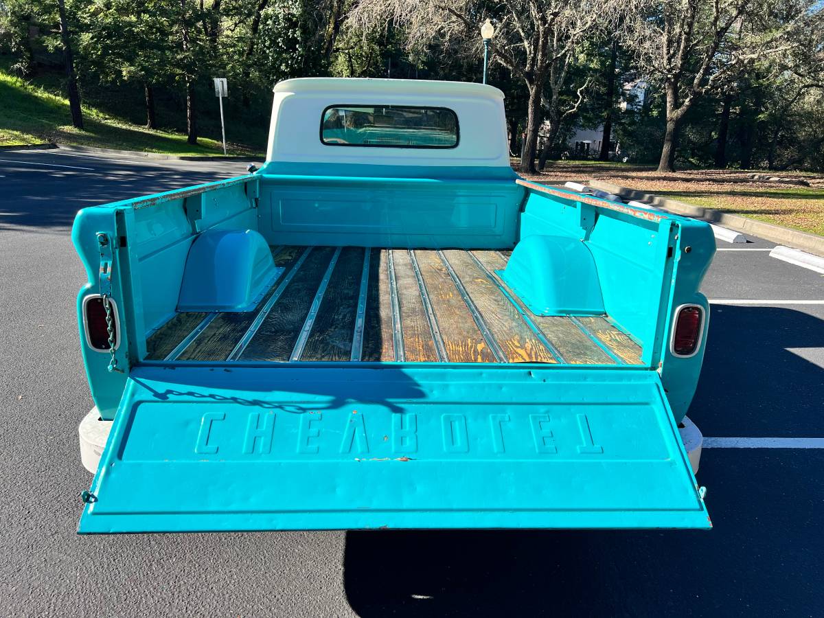 Chevy-c10-truck-1964-blue-15