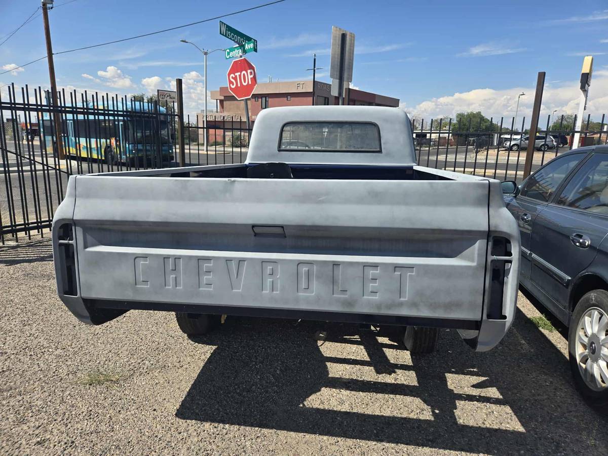 Chevy-c10-truck-1967-grey-8