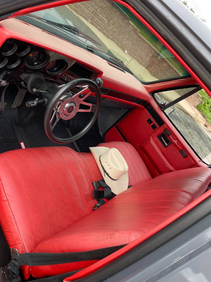 Chevy-c10-truck-1983-grey-6