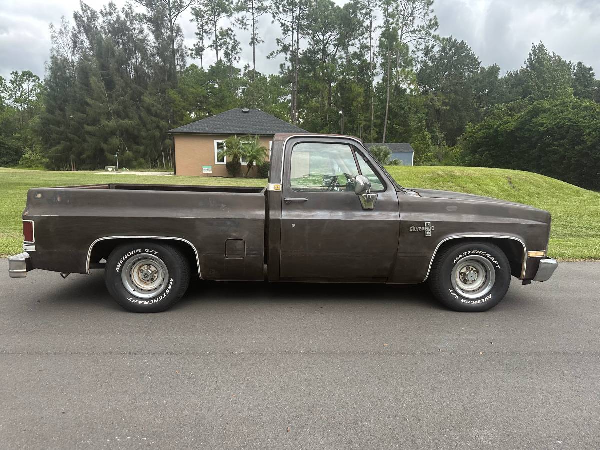 Chevy-c10-truck-1985-15