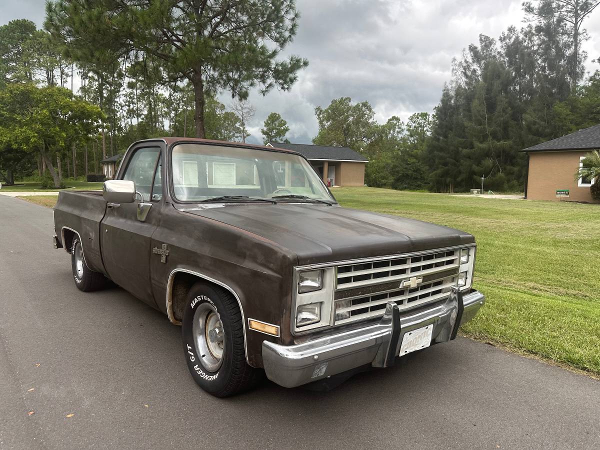 Chevy-c10-truck-1985-22