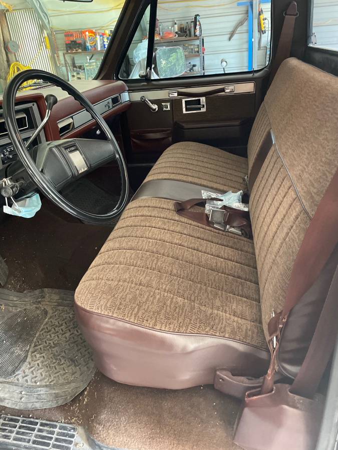 Chevy-c10-truck-1985-4