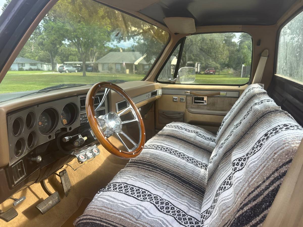 Chevy-c10-truck-1985-5