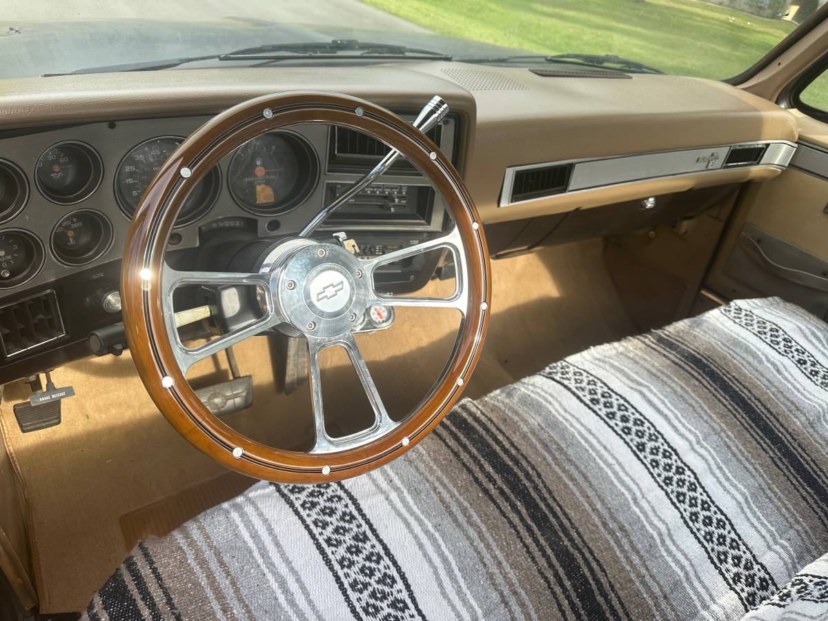 Chevy-c10-truck-1985-8