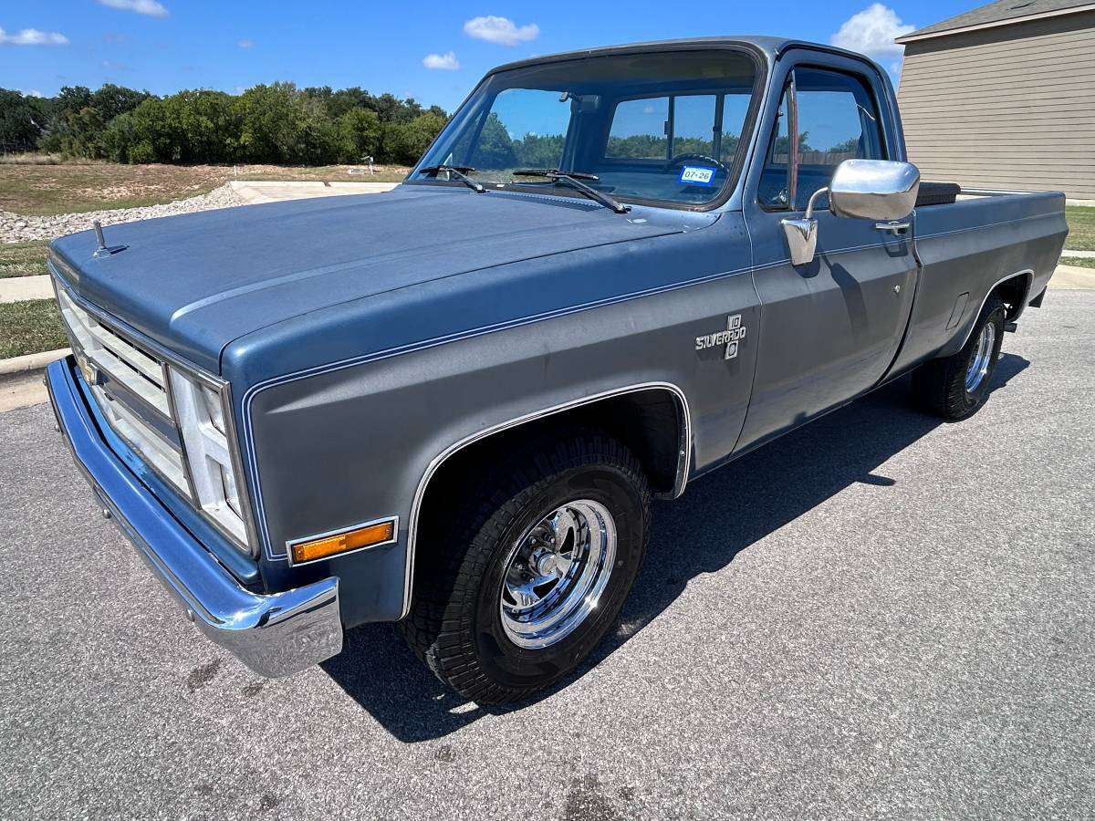 Chevy-c10-truck-1987-grey-4