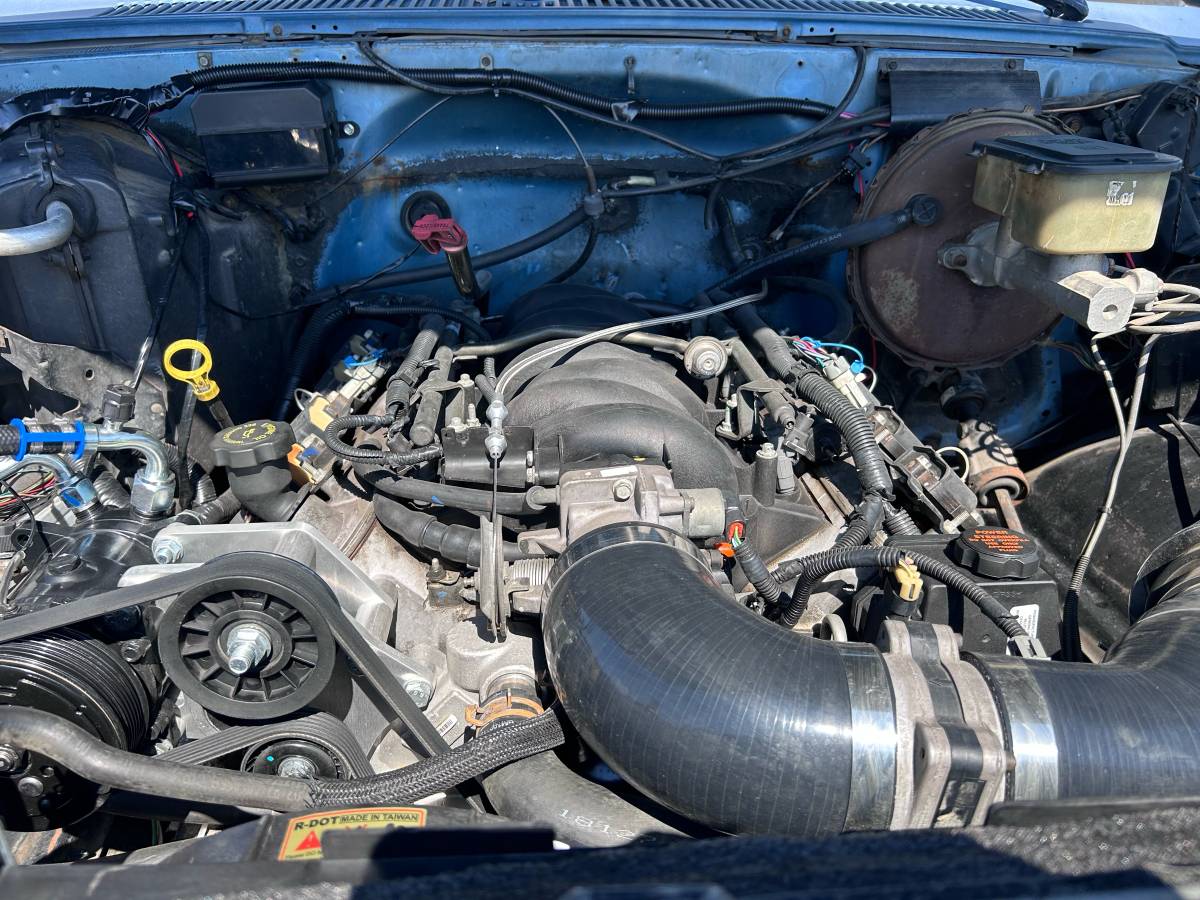 Chevy-c10-truck-1987-grey