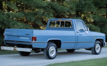 Chevy-c10-truck-diesel-1982-2