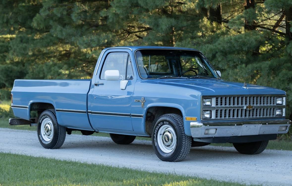 Chevy-c10-truck-diesel-1982-8