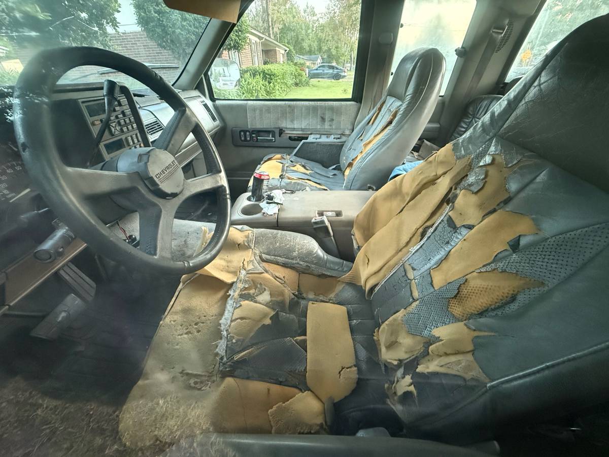 Chevy-c1500-1994-custom-5