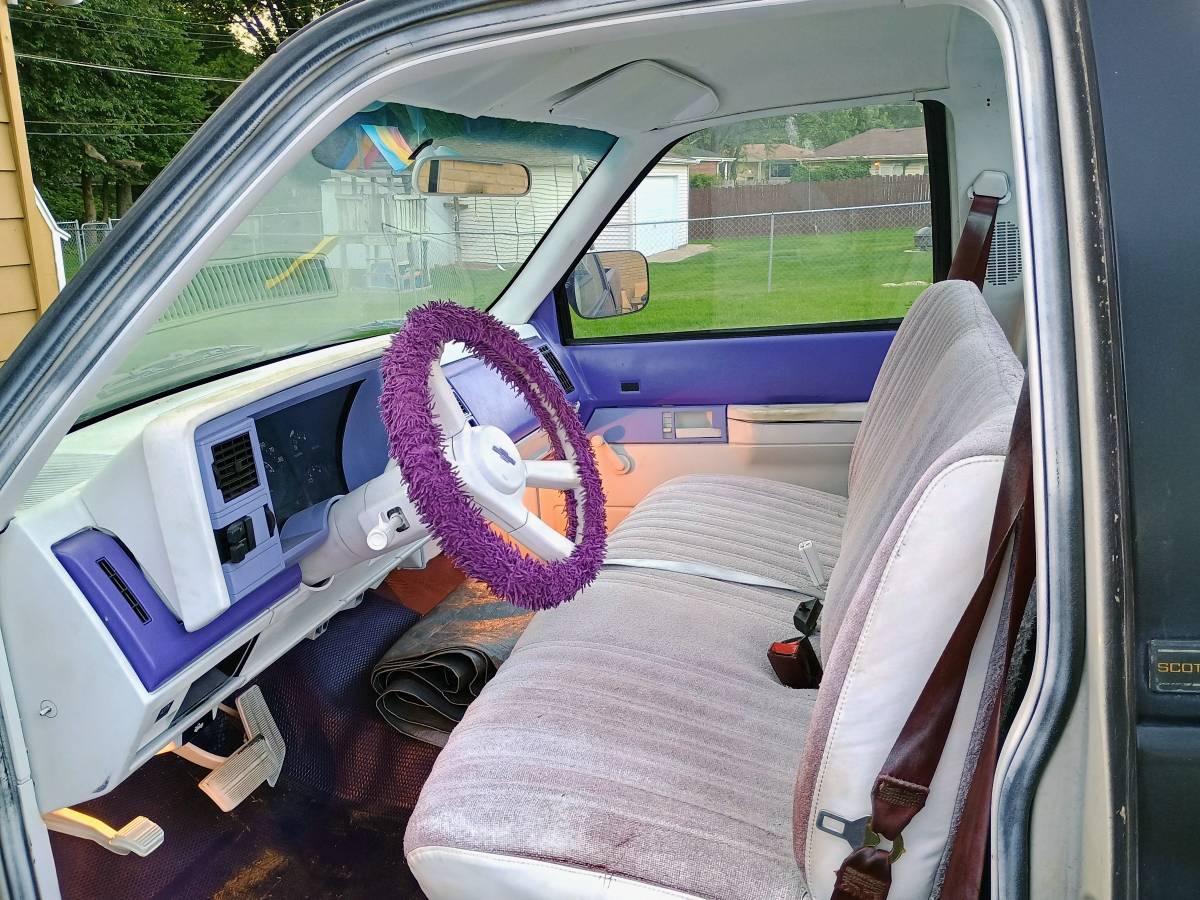 Chevy-c1500-scottsdale-1989-purple-8