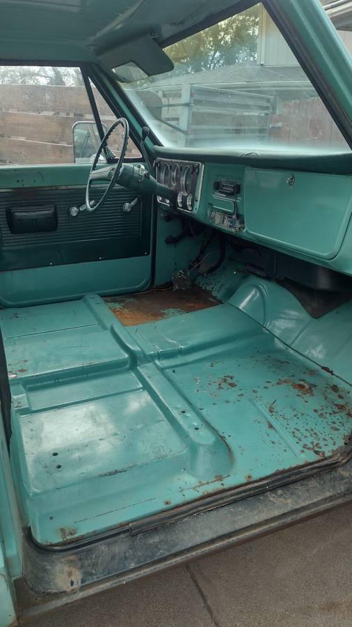 Chevy-c20-1969-green-4