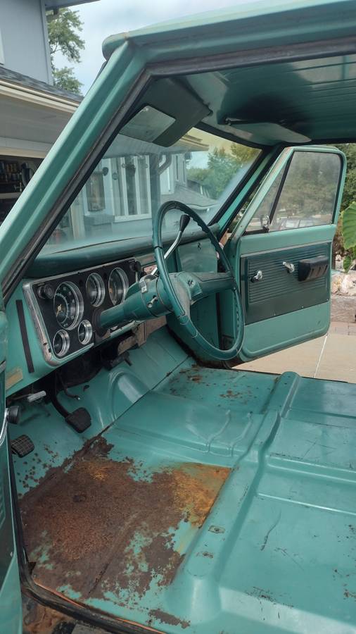 Chevy-c20-1969-green-5
