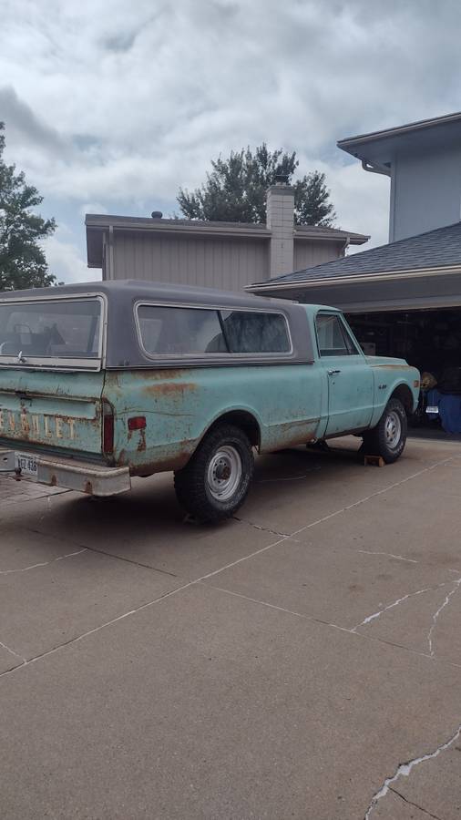 Chevy-c20-1969-green-9