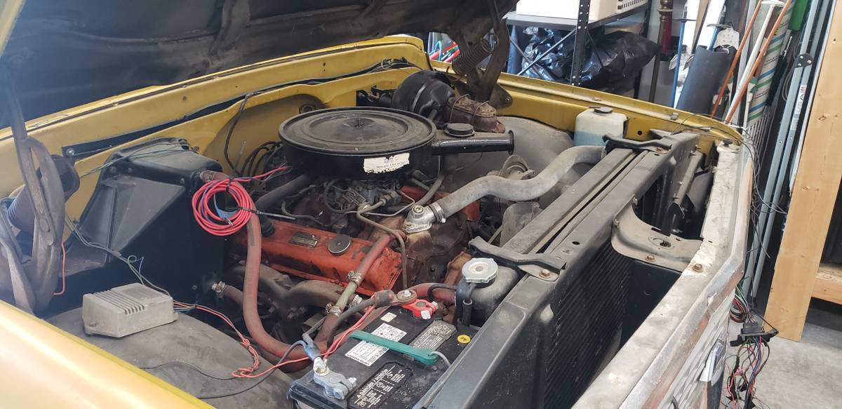 Chevy-c20-1972-yellow-3