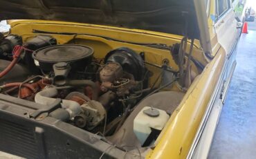 Chevy-c20-1972-yellow-5