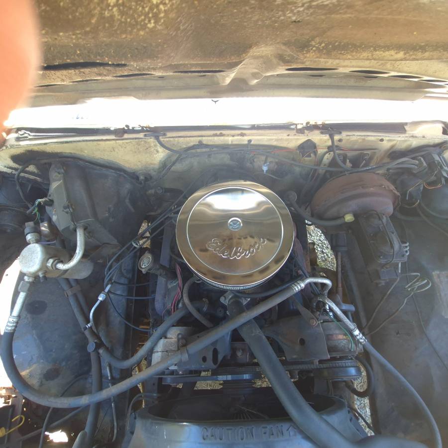 Chevy-c20-1984-white-8