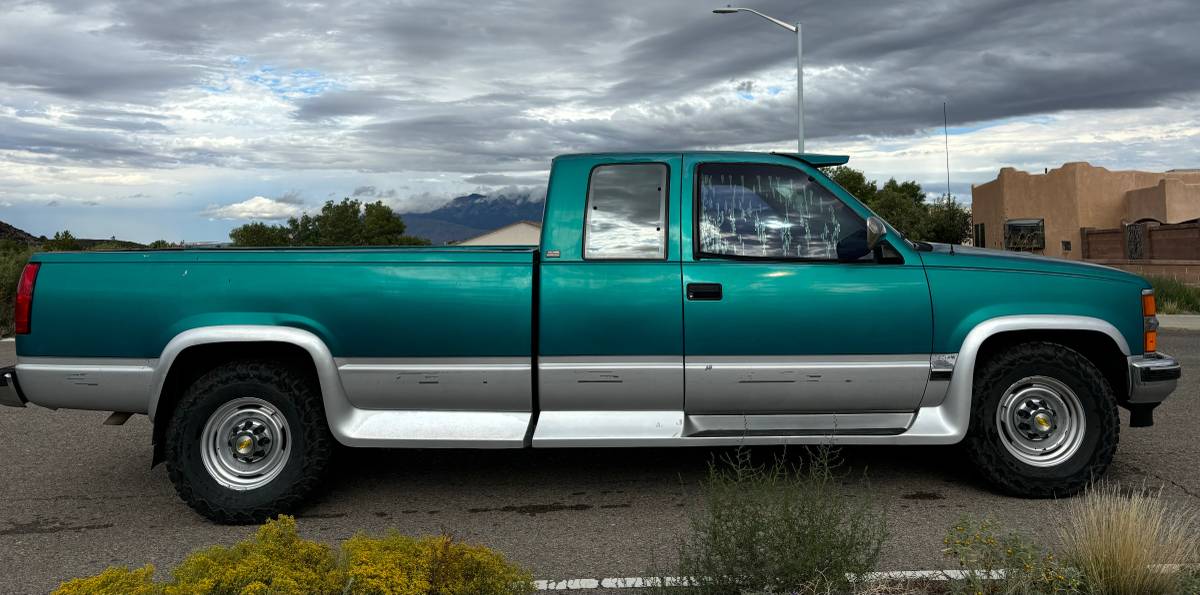 Chevy-c2500-1994-green-3