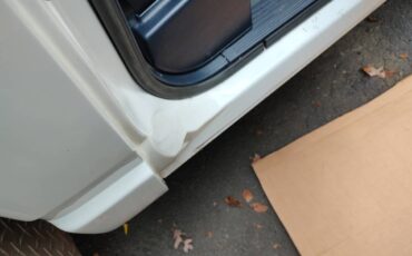 Chevy-c2500-1995-white-3
