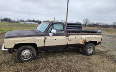 Chevy-c3500-1982-custom-2