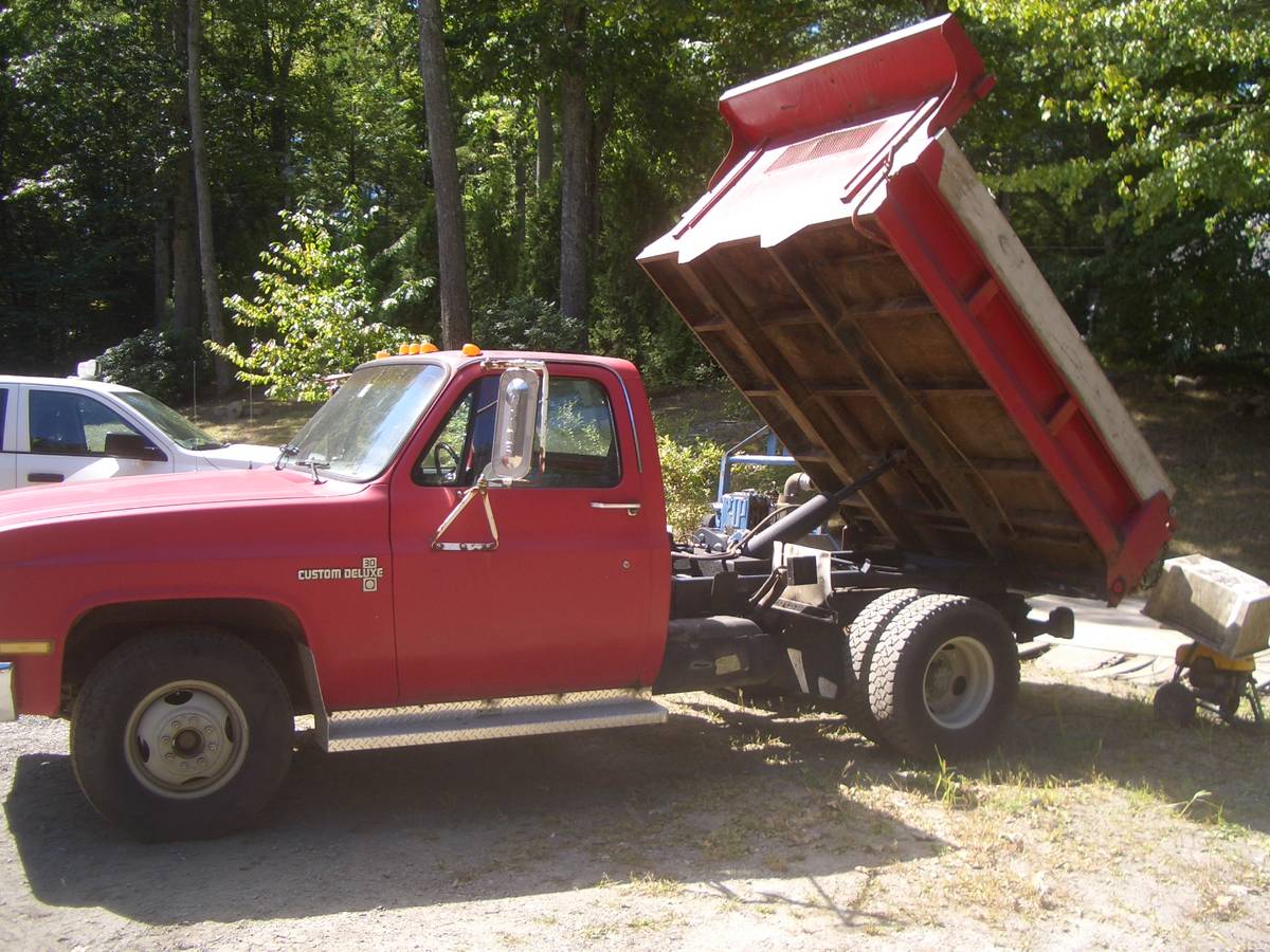Chevy-c3500-1987-red-1