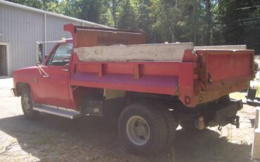 Chevy-c3500-1987-red-4