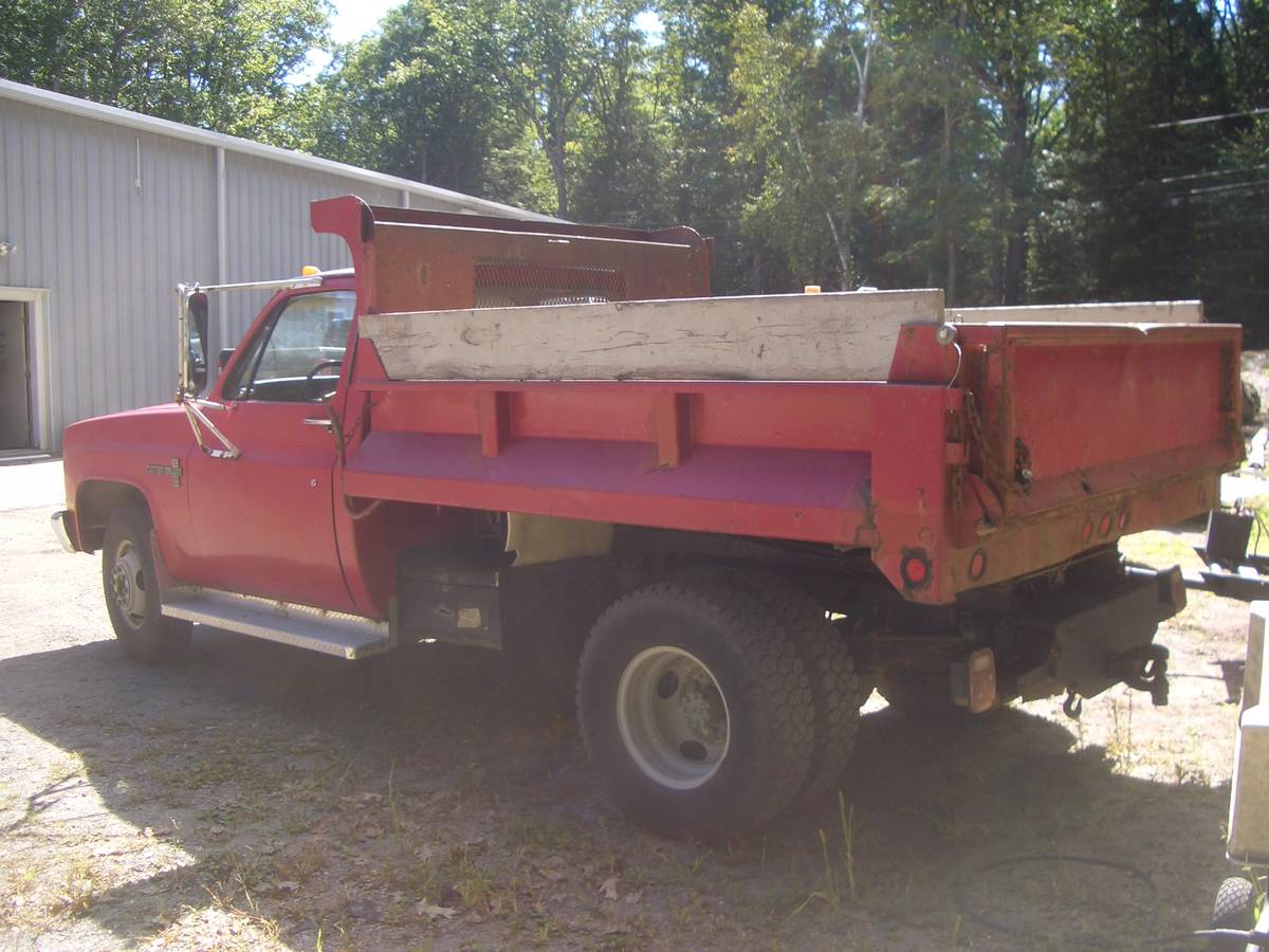Chevy-c3500-1987-red-4