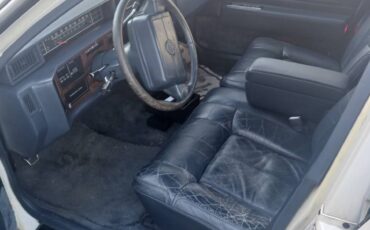 Chevy-cadillac-1990-white-3