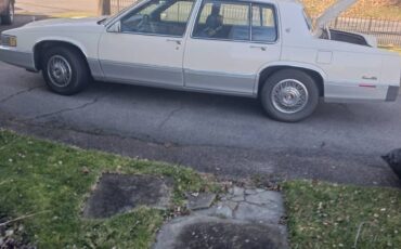 Chevy-cadillac-1990-white-8