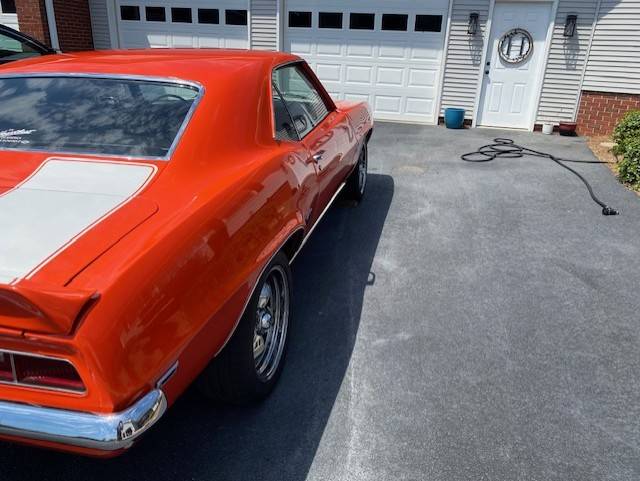 Chevy-camaro-1969-9
