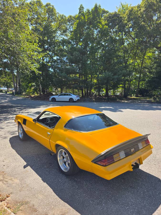 Chevy-camaro-1978-yellow-7