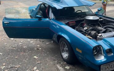 Chevy-camaro-1979-blue-10