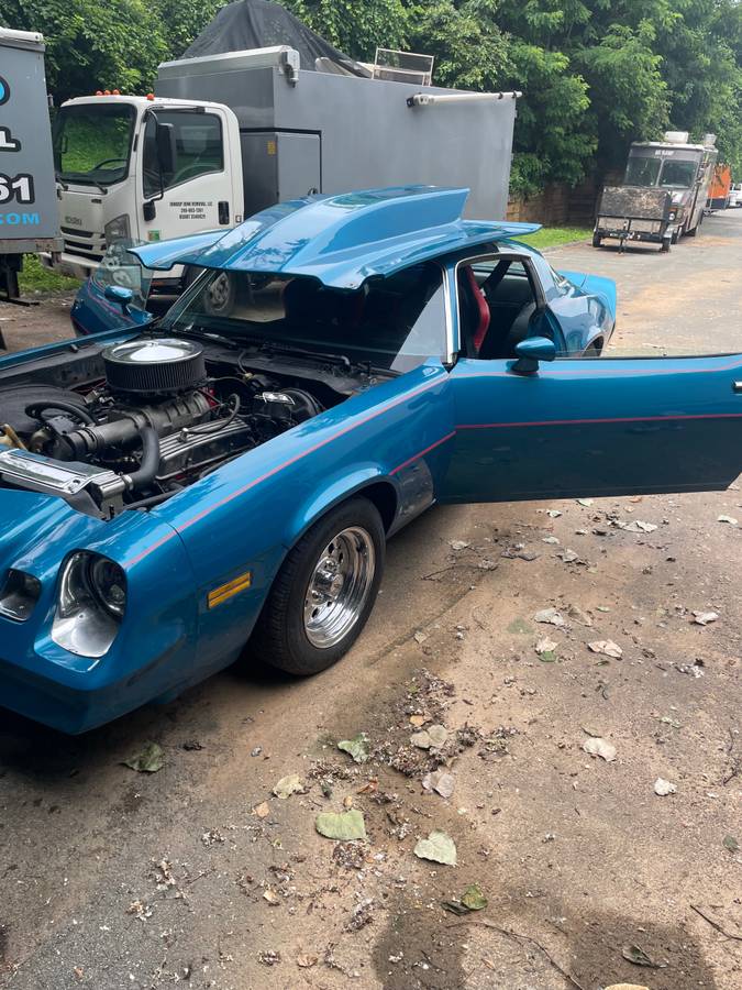 Chevy-camaro-1979-blue-11