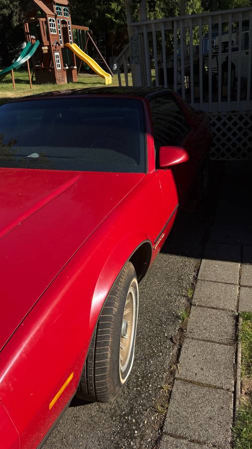 Chevy-camaro-1983-red-2