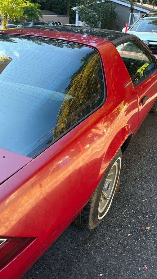 Chevy-camaro-1983-red-5