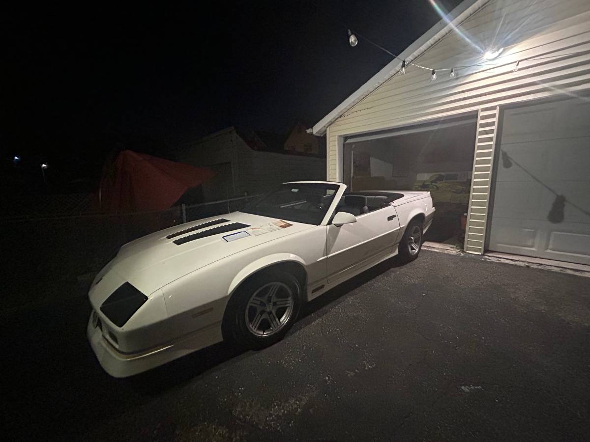 Chevy-camaro-1988-10