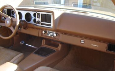 Chevy-camaro-rs-1979-13
