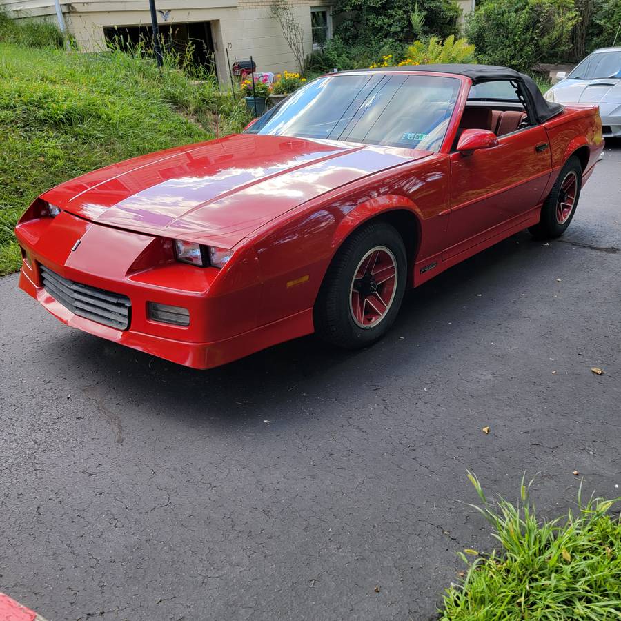 Chevy-camaro-rs-convertible.-1989