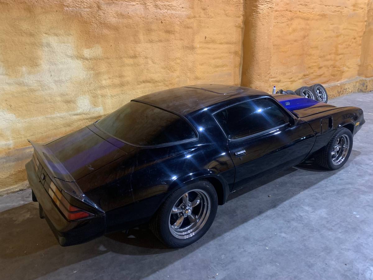 Chevy-camaro-z28-1981