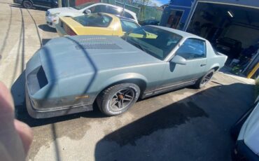 Chevy-camaro-z28-1985-silver-12