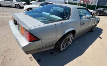 Chevy-camaro-z28-1985-silver-4